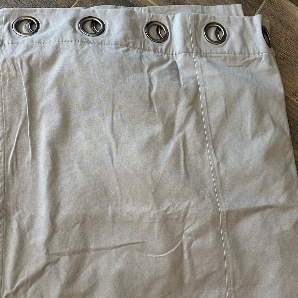 Set of Pottery Barn Teen Blackout curtain panels
2 panels, 100% cotton, 50x96